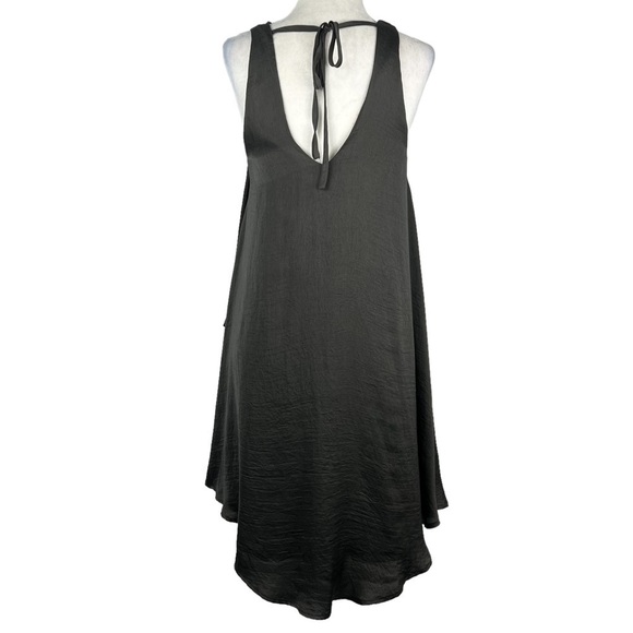 WISHLIST‎ SLEEVELESS SCOOP TIE BACK ASYMMETRICAL FLOW DRESS - Picture 2 of 16